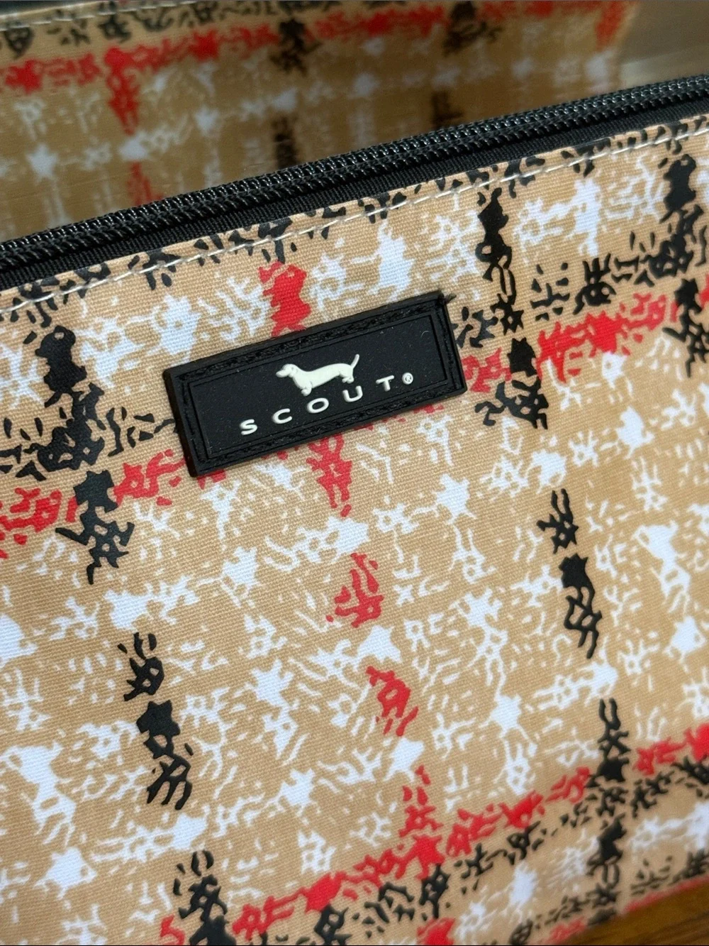 Scout Twiggy Makeup Bag in Tan, Red, Black & White.